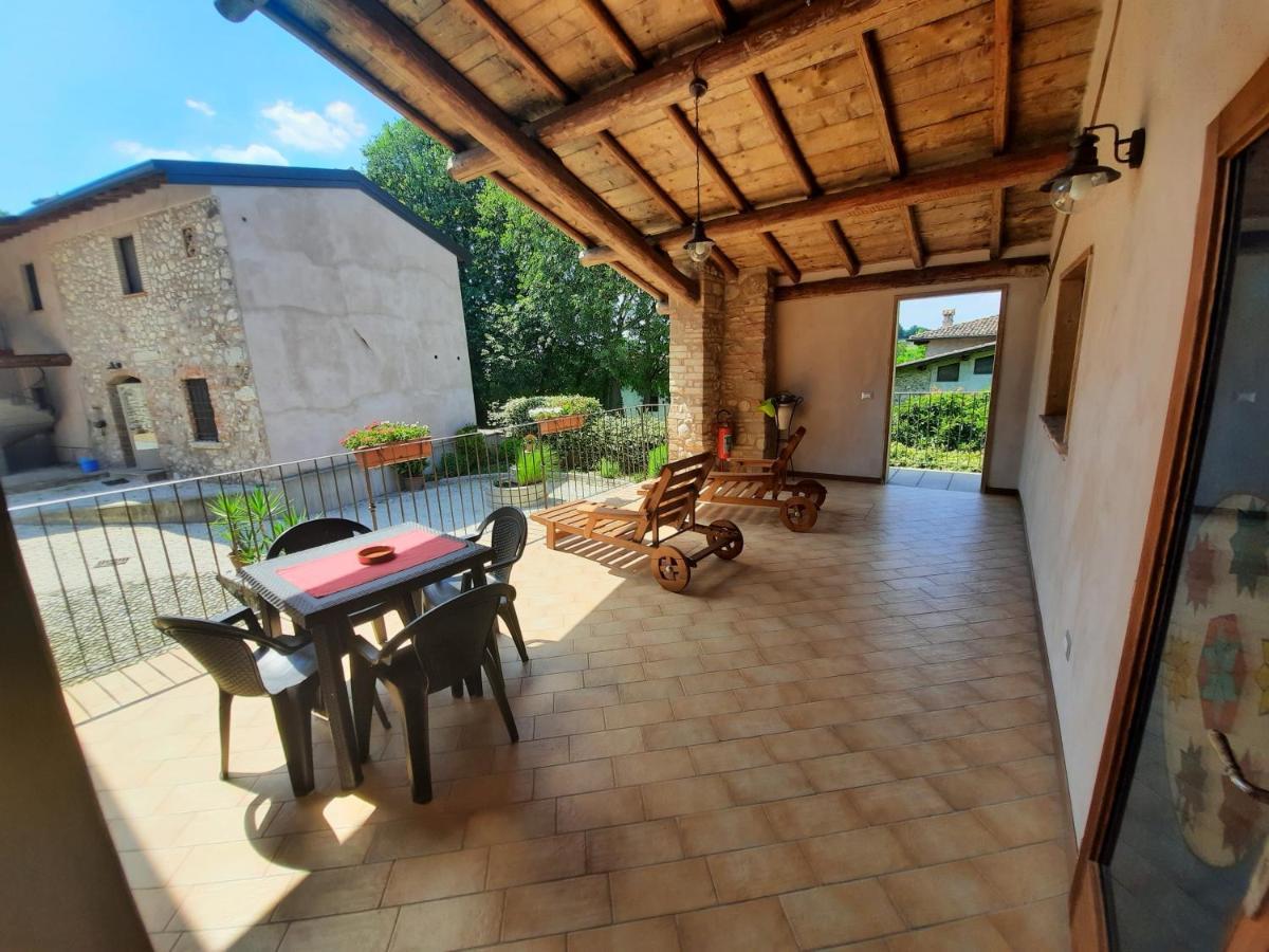 Corte Davini Agriturismo 蒙赞巴诺 外观 照片